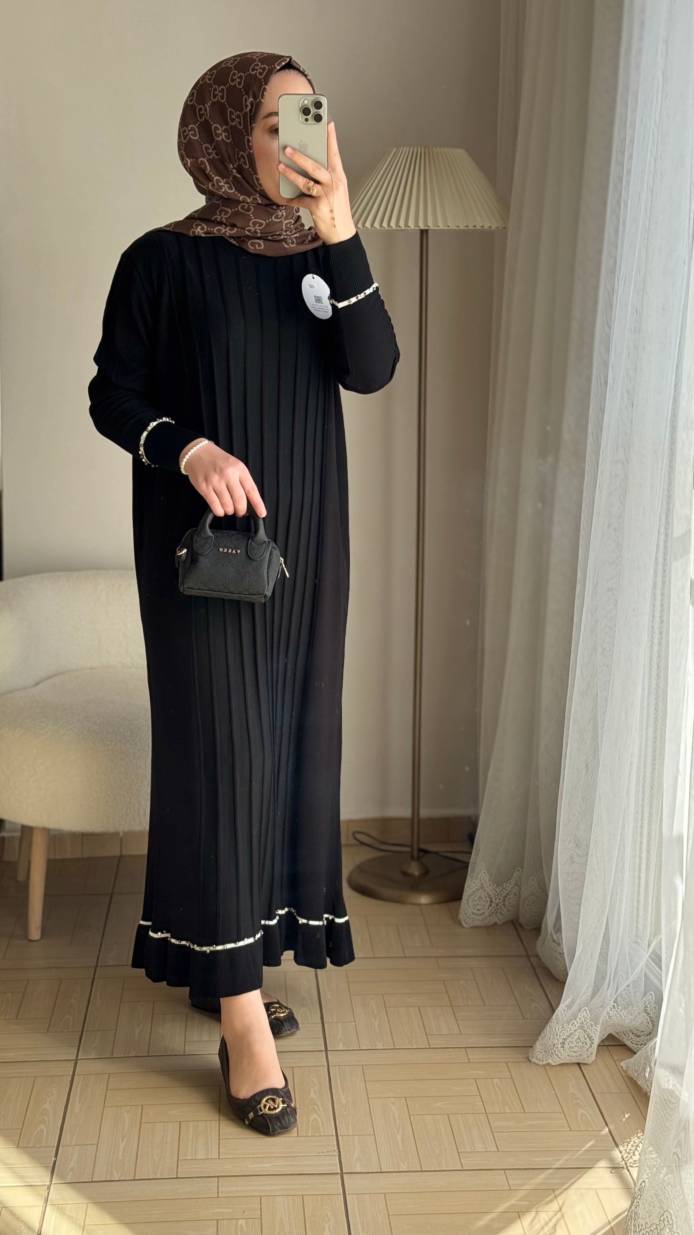 Merserize siyah taşlı elbise