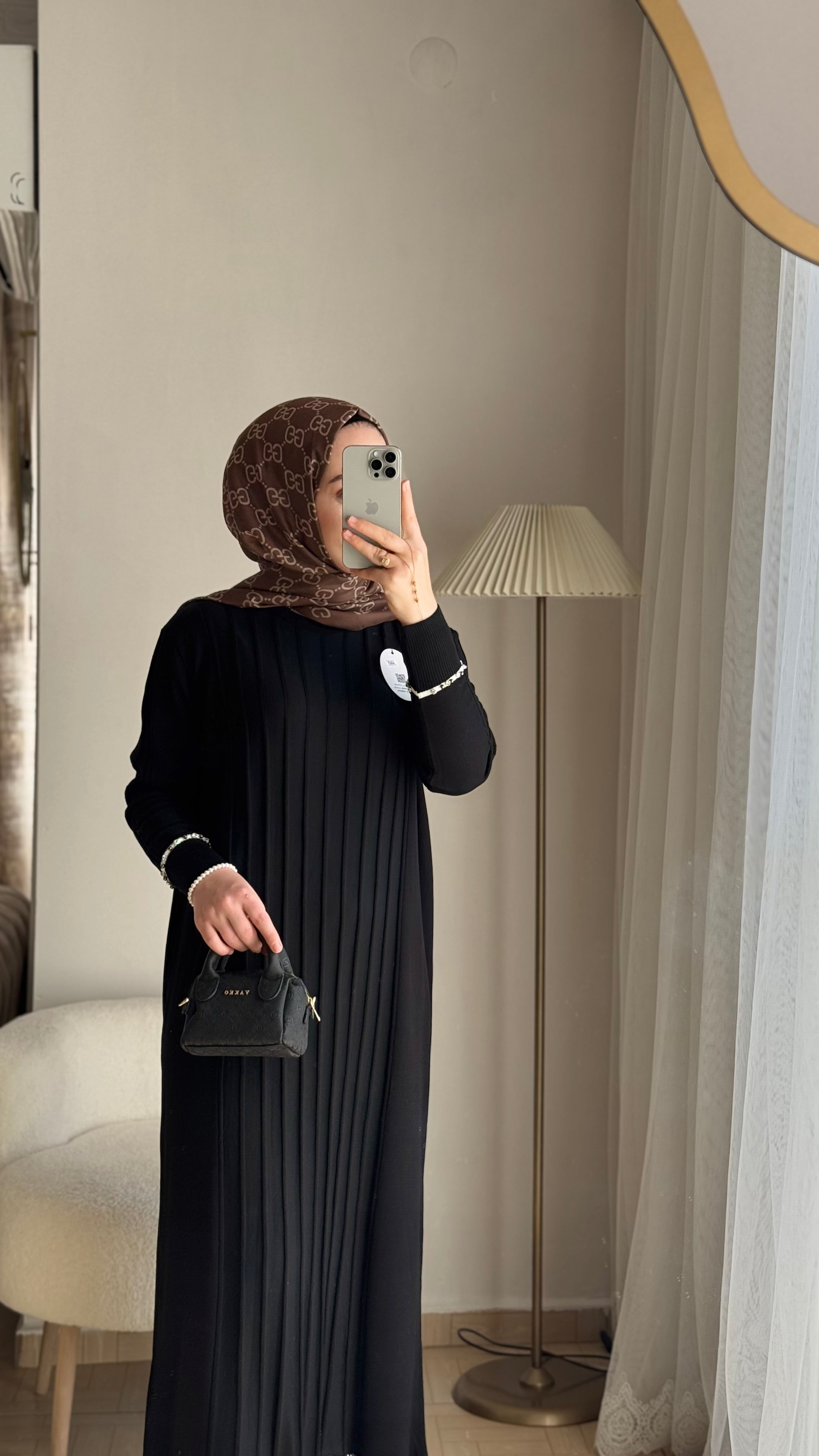 Merserize siyah taşlı elbise