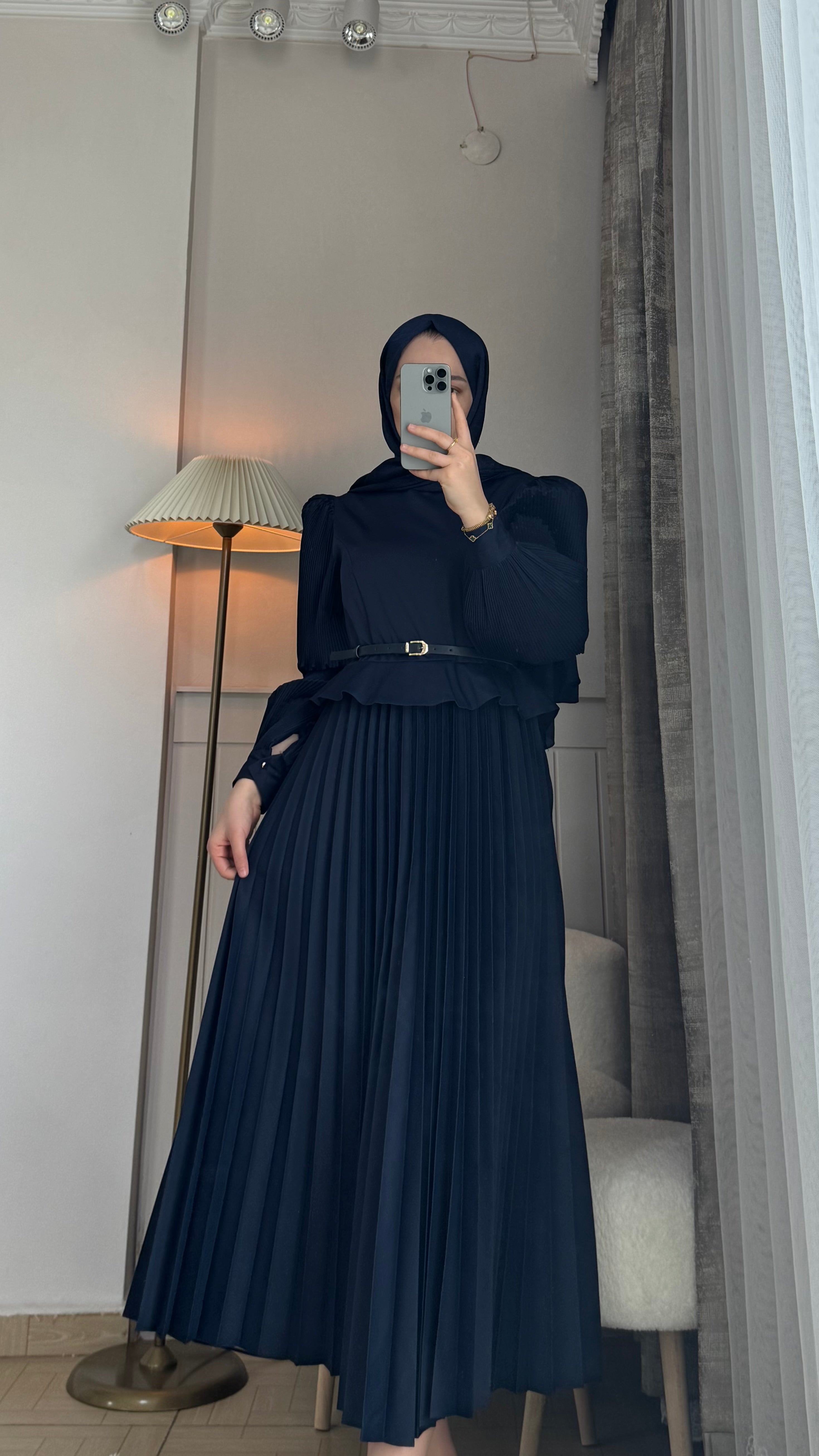 Şifon krep piliseli elbise