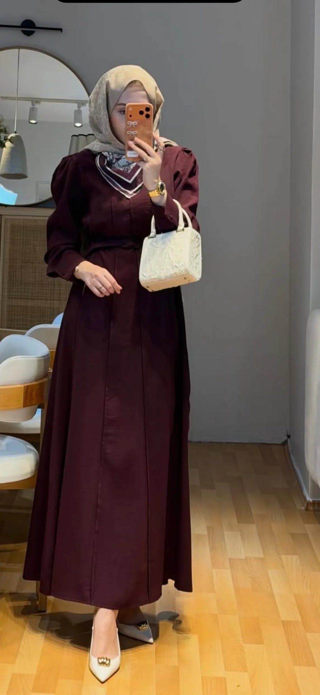 Fularlı elbise mürdüm